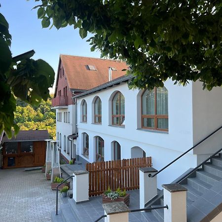 Restaurace A Penzion U Svate Barbory Ústí nad Labem 外观 照片