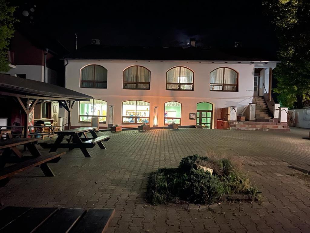Restaurace A Penzion U Svate Barbory Ústí nad Labem 外观 照片