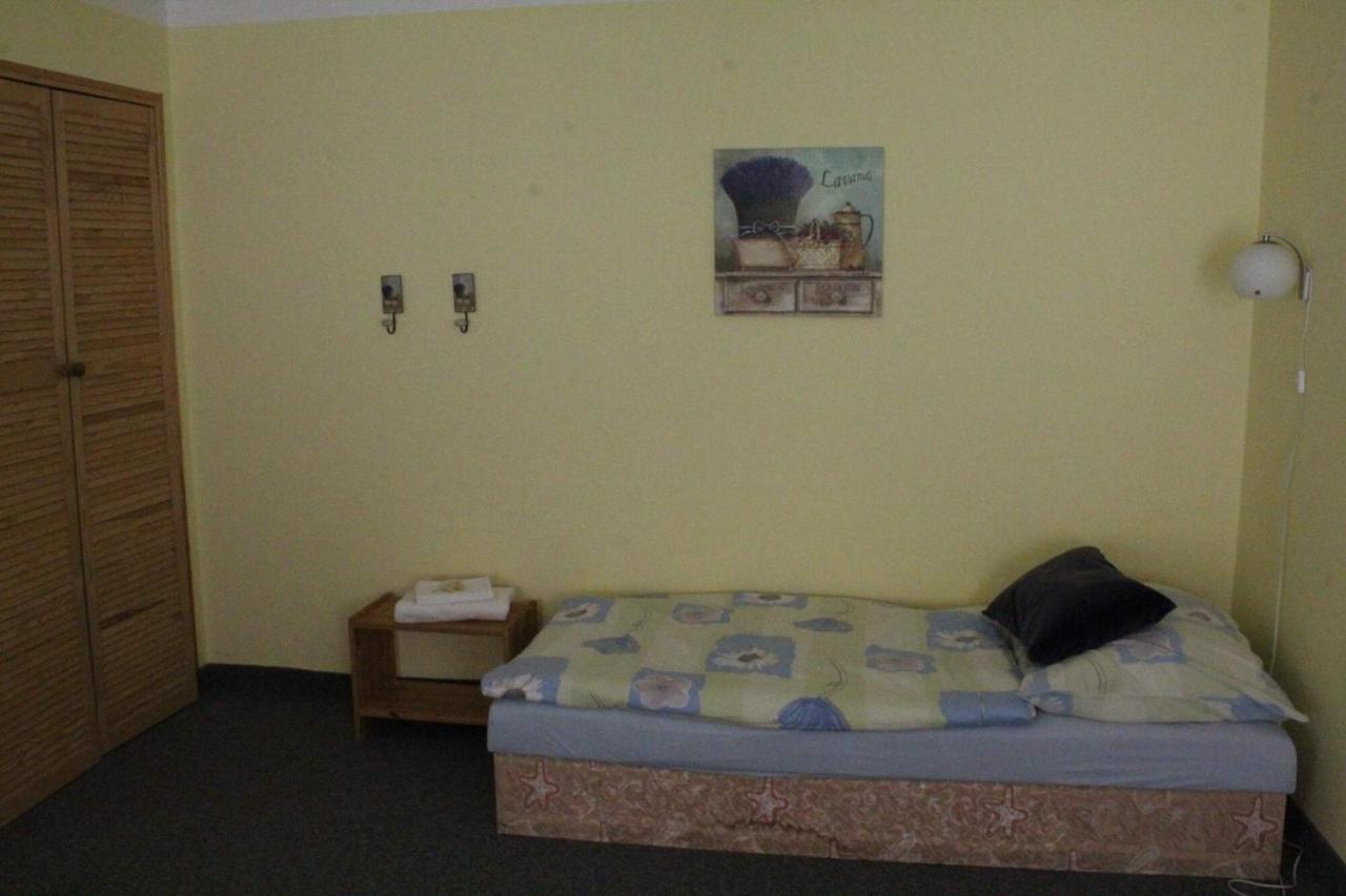 Restaurace A Penzion U Svate Barbory Ústí nad Labem 外观 照片